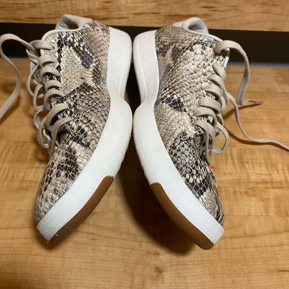 cole haan sneakers canada